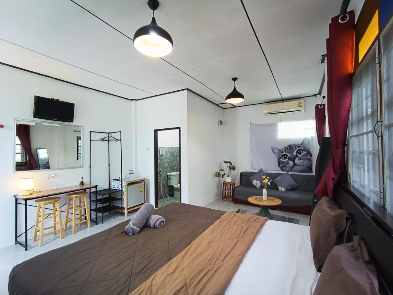 Отель The Naiyanghouse Nai Yang Экстерьер фото